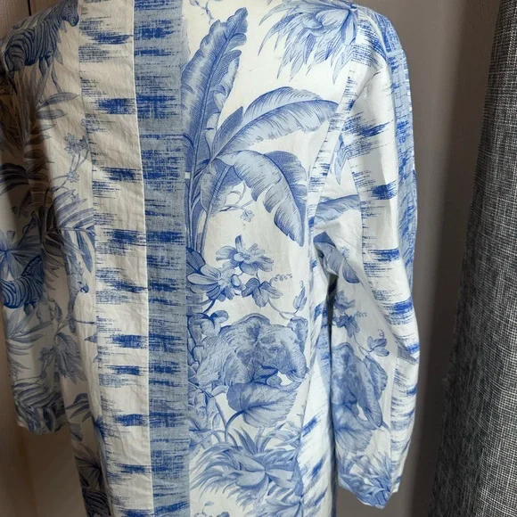 Tuckernuck Safari Toile Blue White Flare Sleeve Dress Size Small - Picture 7 of 11